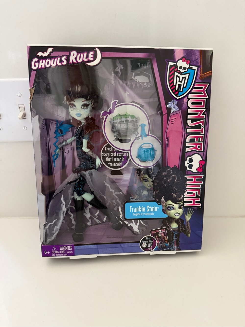 Ghouls rule monster high doll - Picture 4 of 8